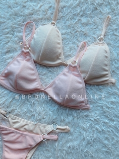 Imagen de Bikini arandelas texturado rosa conjunto