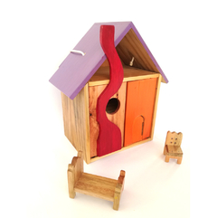 casita con puerta y mini muebles - Chapó Loló juguetería didáctica  