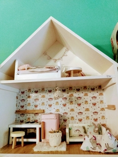 Imagen de casita muñecos pequeños