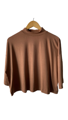 REMERA AKIABARA BEIGE T. 3