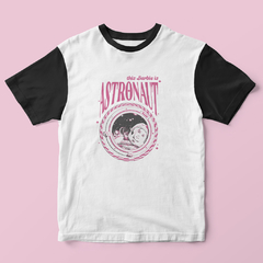 Camiseta Barbie Astronauta (Barbie) - Tlaco Store, A Loja do Fã de Verdade!