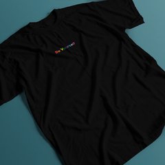 Camiseta Be Yourself (Pride) na internet