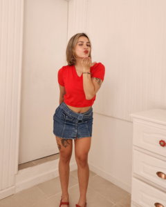 Remera Crop Rojo Julia - tienda online