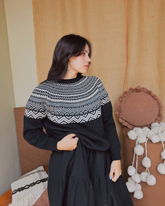 Sweater Irupe Negro - comprar online