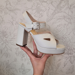 Sandalias de Cuero Beige Loto - comprar online