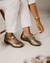 Zapatos de cuero con tira con velcro Art K68 Peltre modelo - Comfort Gallery 2024