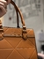 Handbag Laura Caramelo - comprar online