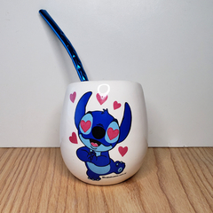 Mate blanco Stitch enamorado