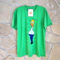 Remera Homero en internet