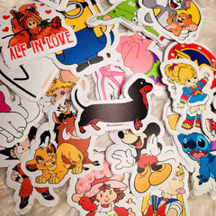 Sticker Winnie Pooh - MIRAKEBUENO!  "Regalos Felices" 