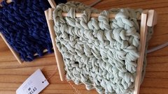 Juguete de madera y crochet, carpa para jugar en internet