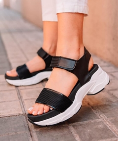 Sandalia base deportiva tira neoprene en internet