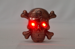 ENCENDEDOR CON CARGA USB METÁLICO SKULL!