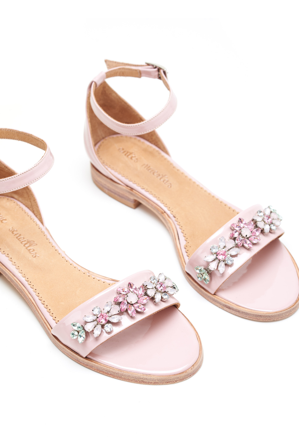 Sandals store buy online