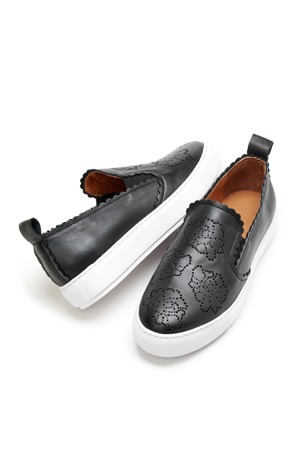 NICKY BLACK SLIP ON Buy in Antes Muertas