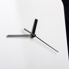 Imagen de Reloj de Madera Cuadrado con Maquina - Alto Brillo -