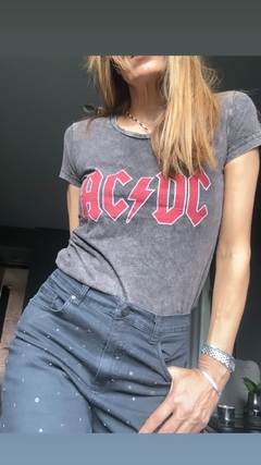 REMERA ACDC en internet