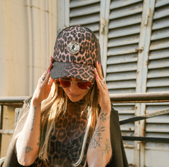 GORRA ANIMAL PRINT - MANDA MALARA