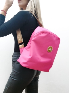 Mochila impermeable fucsia