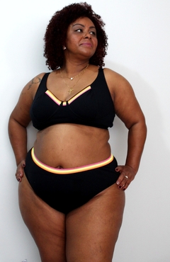 Calcinha Plus Size Iolanda na internet