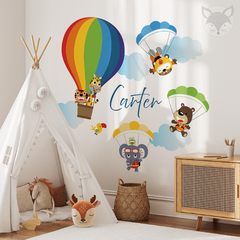 Vinilo Personalizado Infantil con Animales en Globo Aerostático y Paracaídas - Modelo Pc51