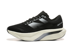 TÊNIS NEW BALANCE FUELCELL REBEL V4 "PRETO BRANCO" (PRAZO DE ATÉ 25 DIAS PARA ENTREGA) - FRETE GRÁTIS BR