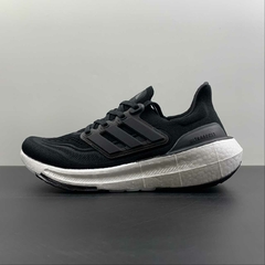 TÊNIS ADIDAS ULTRABOOST UB 9.0 LIGHT "PRETO BRANCO 1" (PRAZO DE ATÉ 25 DIAS PARA ENTREGA) - FRETE GRÁTIS BR