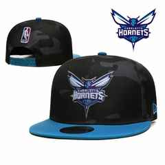 Imagem do BONÉ NBA CHARLOTE HORNETS - 8 MODELOS À SUA ESCOLHA - AJUSTÁVEL (PRAZO DE ATÉ 25 DIAS PARA ENTREGA) - FRETE GRÁTIS BR