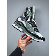 Imagem do TÊNIS ASICS GEL NYC UNISSEX "PRETO VERDE" (PRAZO DE ATÉ 25 DIAS PARA ENTREGA) - FRETE GRÁTIS BR