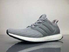 ADIDAS ULTRABOOST 4.0 - CINZA COM BRANCO (PRAZO DE ATÉ 25 DIAS PARA  ENTREGA) - FRETE GRÁTIS BR