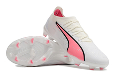 CHUTEIRA PUMA ULTRA ULTIMATE FG "BRANCO ROSA" (PRAZO DE ATÉ 25 DIAS PARA ENTREGA) - FRETE GRÁTIS BR - comprar online