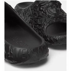 CHINELO SLIDE VERSACE (PRAZO DE ATÉ 25 DIAS PARA ENTREGA) - FRETE GRÁTIS BR - comprar online