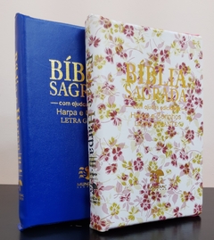 Bíblia do casal letra gigante com harpa capa com ziper - azul royal + floral rosa na internet
