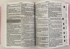 Bíblia sagrada letra jumbo com harpa edição de promessas - capa luxo pink lisa na internet