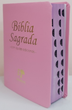 Bíblia sagrada com ajudas adicionais media – capa luxo rosa lisa