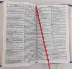 Kit 2 biblia slim ultrafina com ajudas adicionais - capa luxo vinho + rosa - Mundial Records Editora