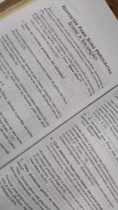 Bíblia sagrada com ajudas adicionais letra hipergigante - capa luxo roxa croco na internet