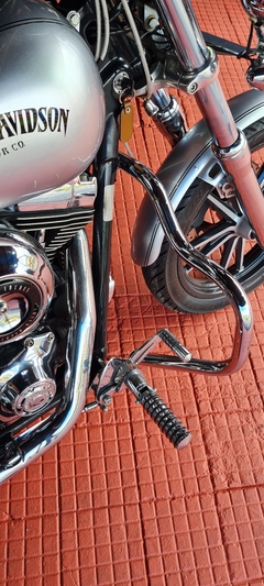 HARLEY DAVIDSON DYNA SUPER GLIDE 2009 - Rota 13 Custom