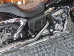 Imagem do SOLO BAG EM COURO NATURAL HARLEY DAVIDSON DYNA MODELOS (PRETO)