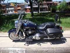 ENCOSTO TRASEIRO FIXO COMPLETO (CROMADO) ROAD KING ATÉ 2017 - comprar online