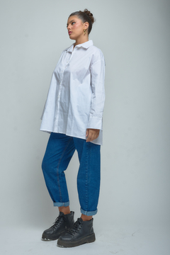 CAMISA OVERSIZE LUY