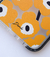 Funda Flores con bordes antishock y refuerzo de cámara para iPhone 15 Plus.