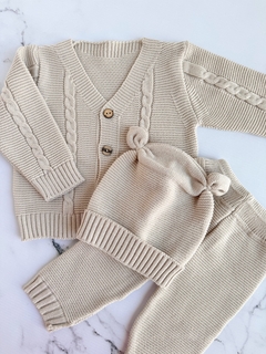 Conjunto de Tejido Beige