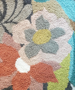 Diseño de alfombra circular Pajaro - detalle de bordado - Mercado de Haciendo