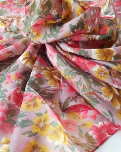 CH 665 - Pañoletas estampadas - Importadas de India - 100% seda - 1 m x 1 m - FLORES - comprar online