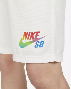 Imagen de Shorts Sunday Nike Be True White