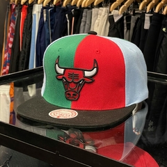 MITCHELL & NESS X LIDS RED CHICAGO BULLS TEAM ERA PINWHEEL STRIPE SNAPBACK HAT