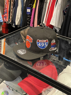 Mitchell & Ness Knicks HL City Fitted Cap