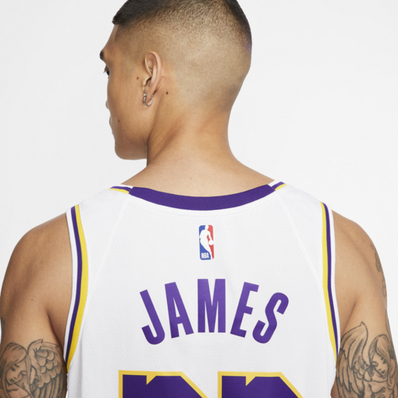 Men's Los Angeles Lakers LeBron James Nike White 2020/21 Authentic Jersey -  Association Edition