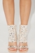 SANDALIAS BEIGE CON BOTAMANGA DE STRASS - comprar online